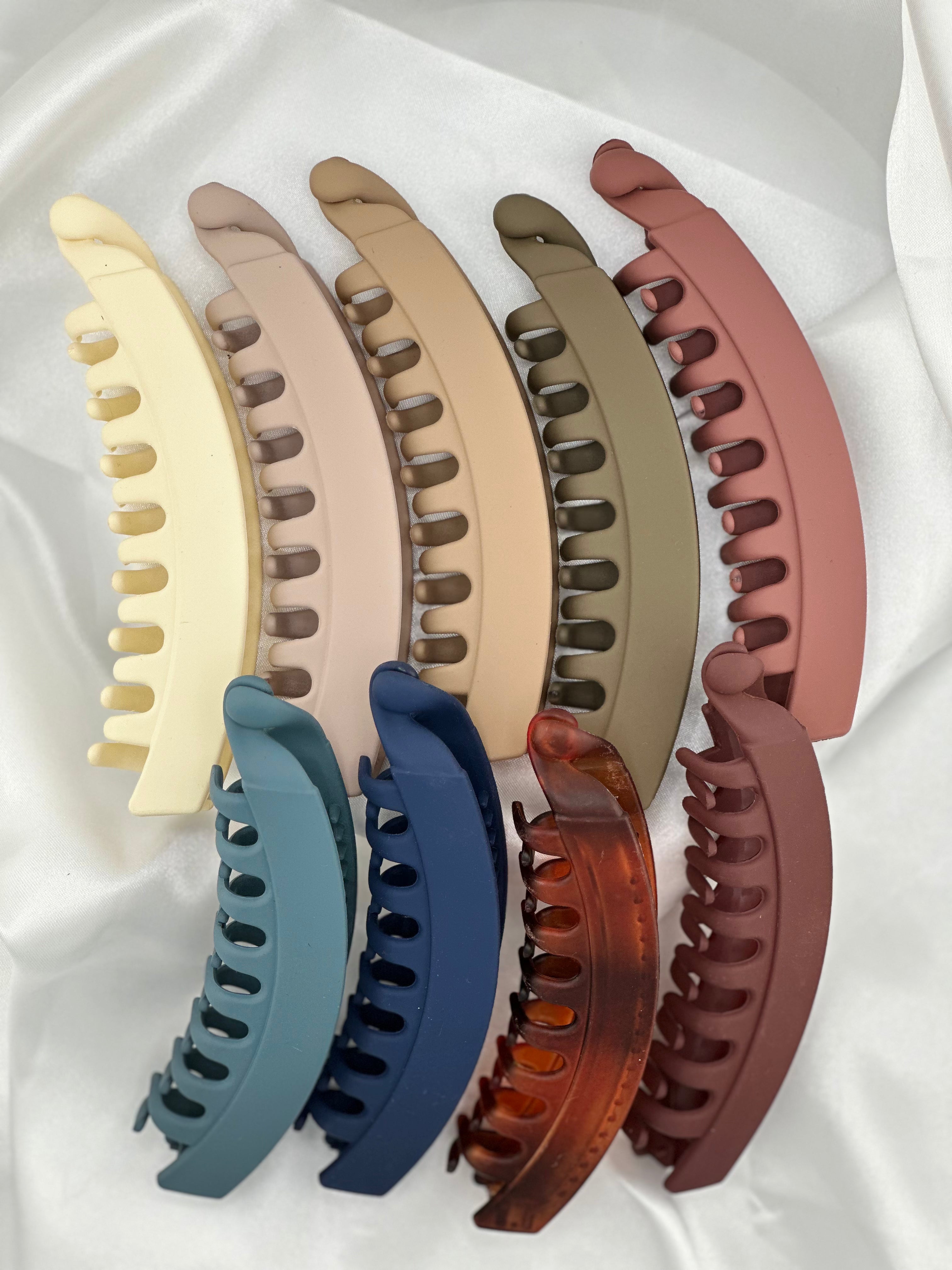 Straight banana Clip