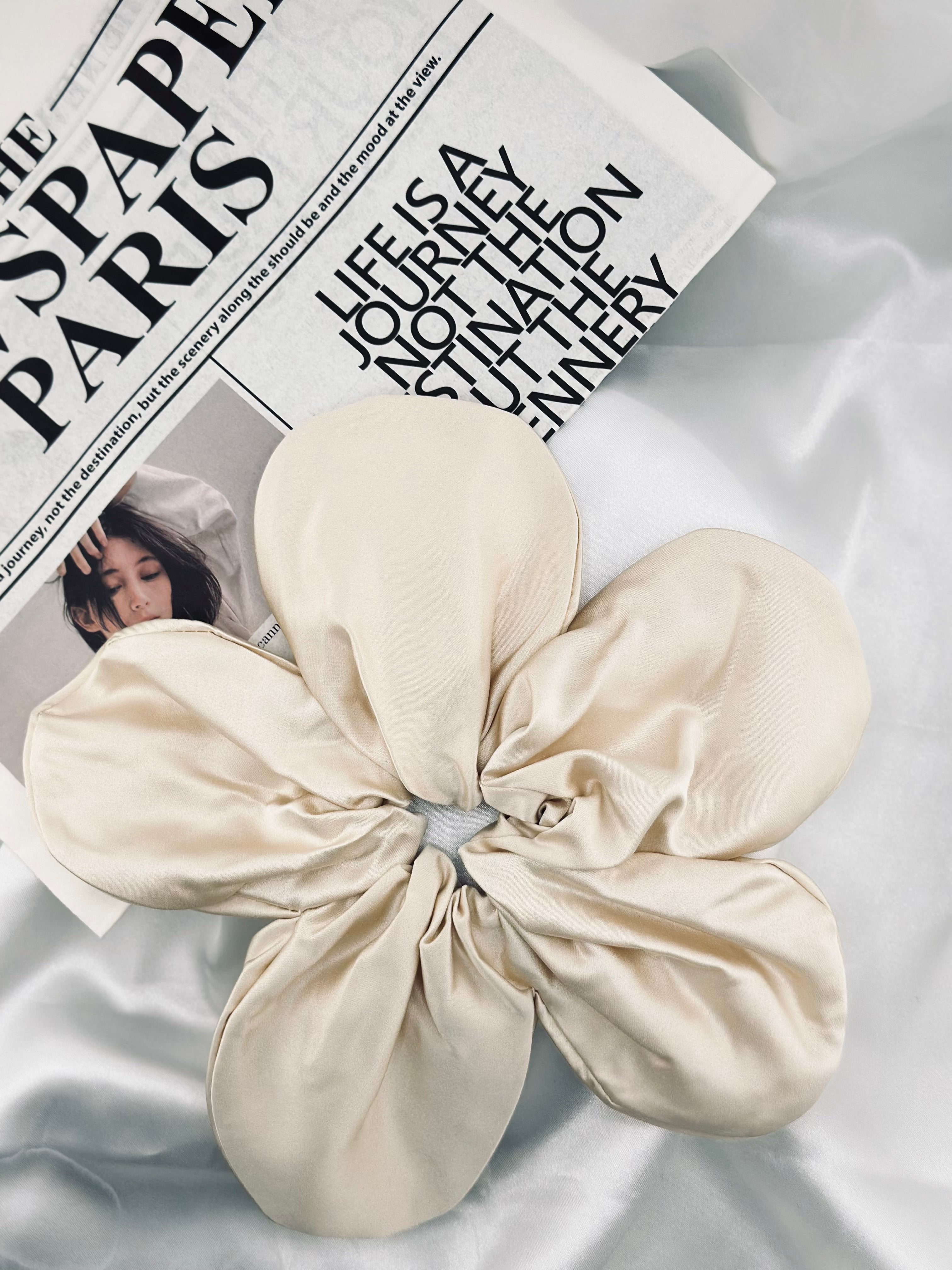 Oversized Flower Hair Tie