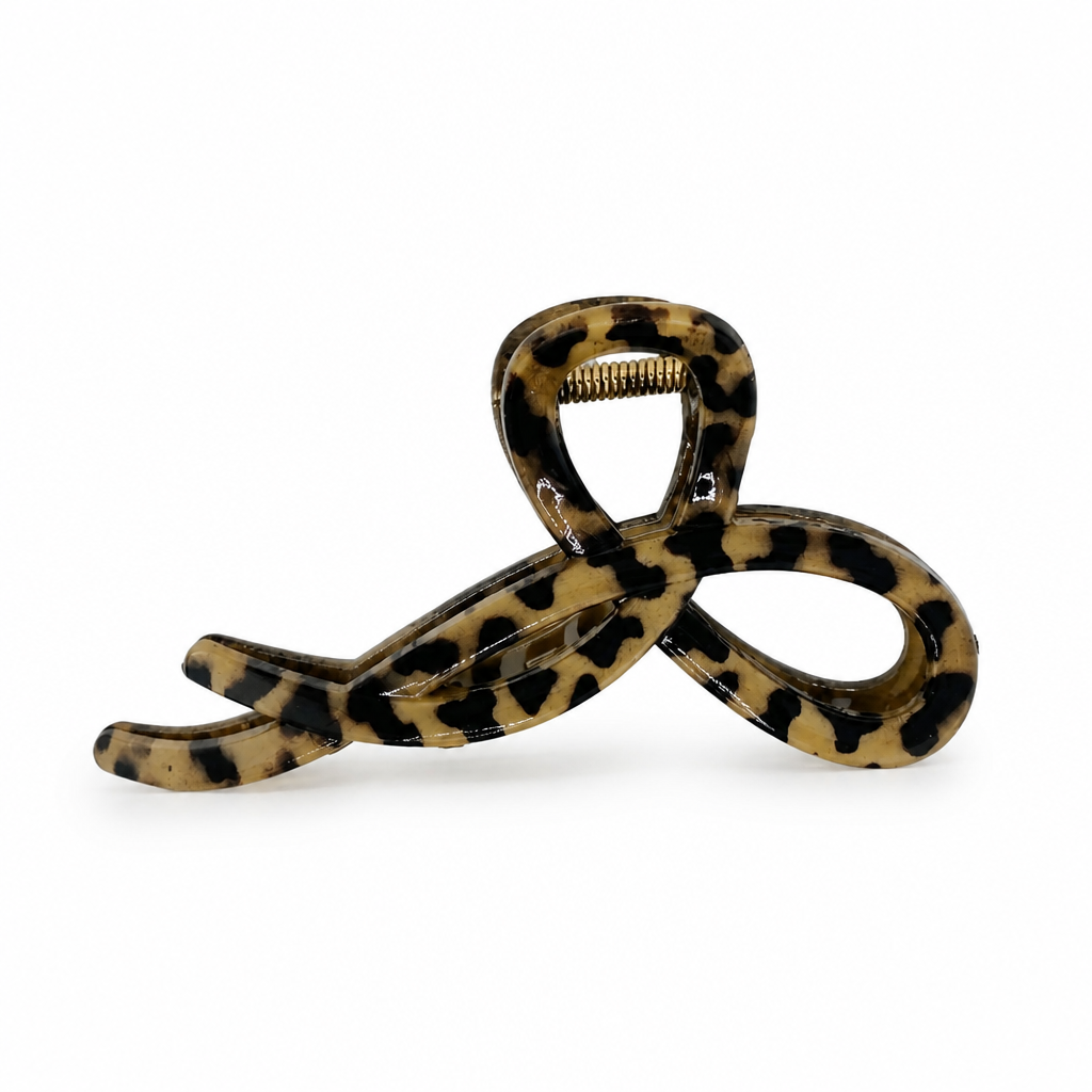 Wild side in leopard